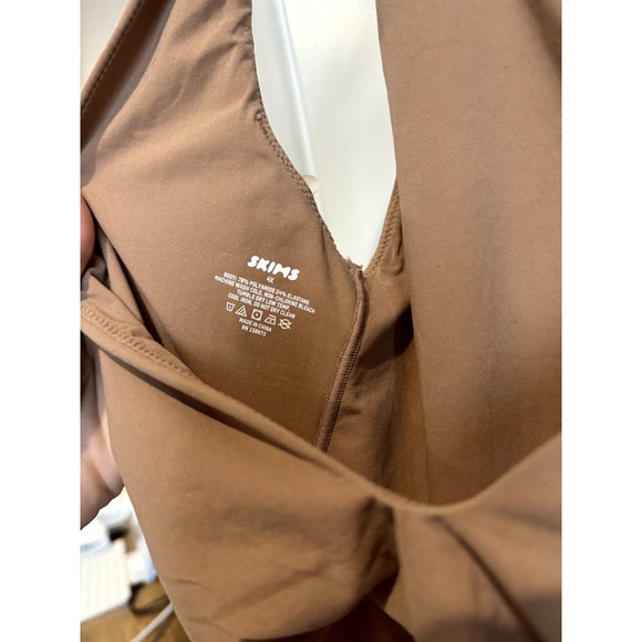 #71 Fits Everybody - Scoop Neck Bodysuit - Picture 4 of 4